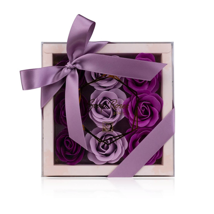Coffret 9 Roses de savon, 3 modèles assortis, senteur rose