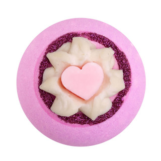 Boule effervescente pour le bain  "LOVE IS ALL" 190g, senteur Fraise & Rhubarbe