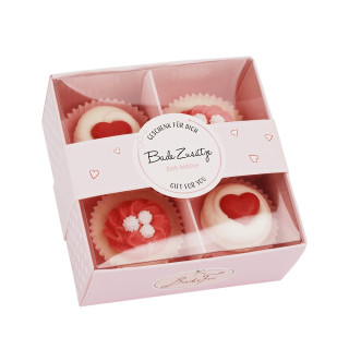 Coffret de 4 Cakes crémeux pour le bain PETIT AMOUR