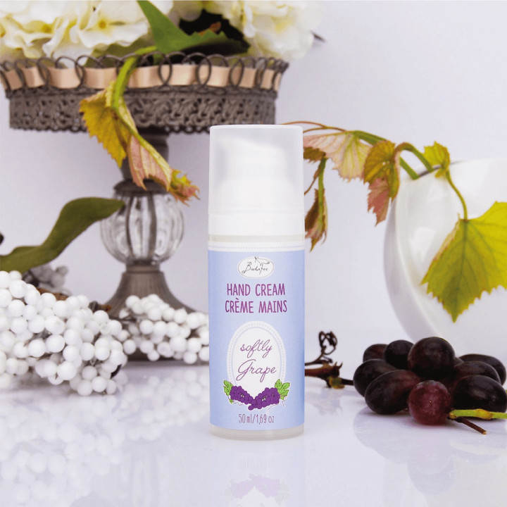 Crème mains 50ml YOGHURT LINE, senteur Raisin