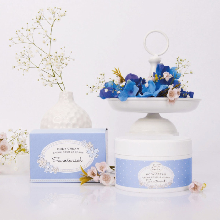 Crème corps 200ml BASICS, senteur Agrumes/Jasmin/Bois de santal &Ambre
